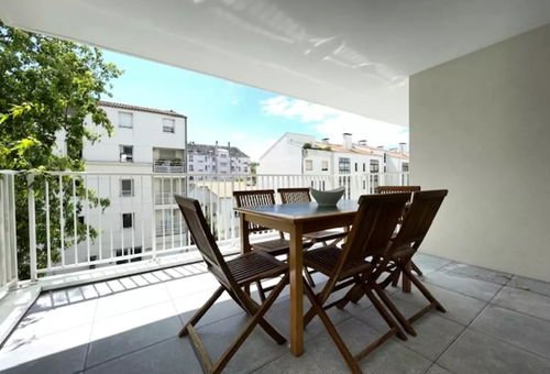 Apartment 3 bedroom La Rochelle