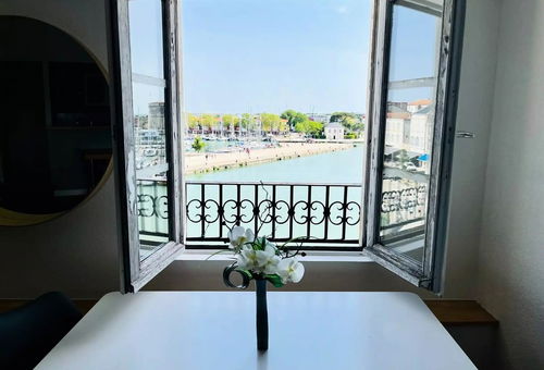 Apartment 1 bedroom La Rochelle