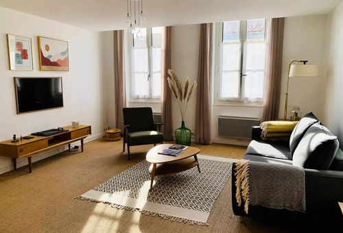 Apartment 2 bedroom La Rochelle