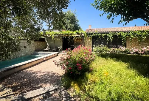 Villa 1 bedroom Lagnes