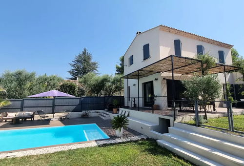 Villa 3 bedroom Lagnes
