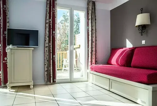 Villa 2 bedroom Grospierres