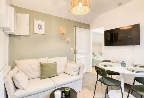 Apartment 2 bedroom Cachan