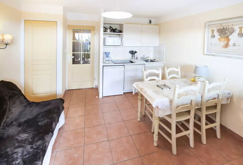 Apartment 1 bedroom Roquebrune-sur-argens