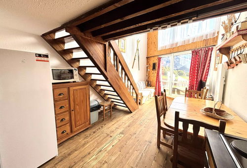 Apartment 2 bedroom Les Belleville