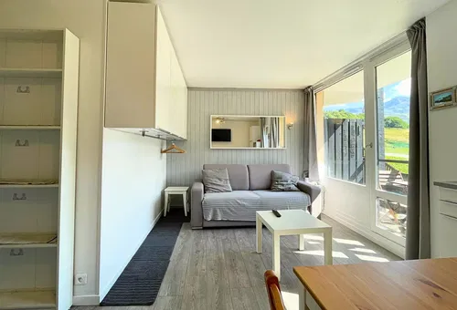 Apartment 1 bedroom Les Belleville