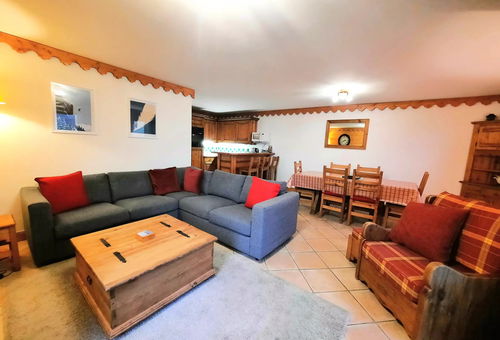 Apartment 3 bedroom Les Belleville