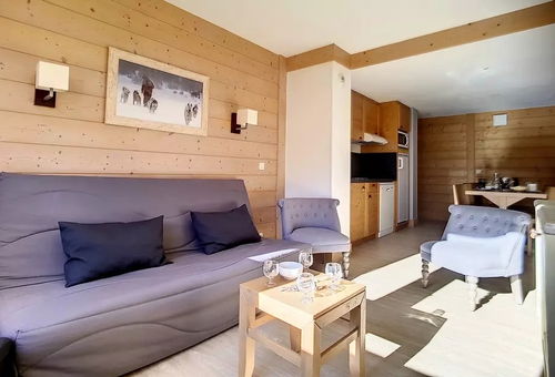 Apartment 2 bedroom Les Belleville