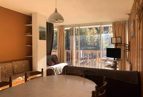 Apartment 1 bedroom Uvernet-fours