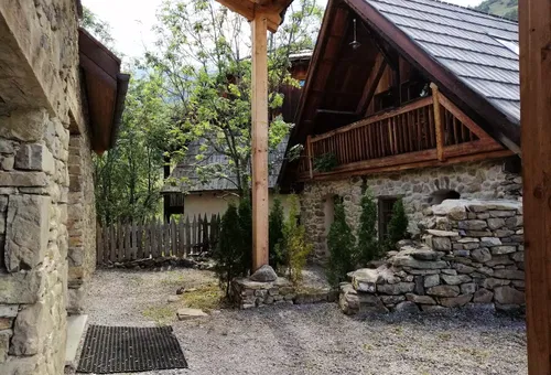 Chalet 2 bedroom Uvernet-fours