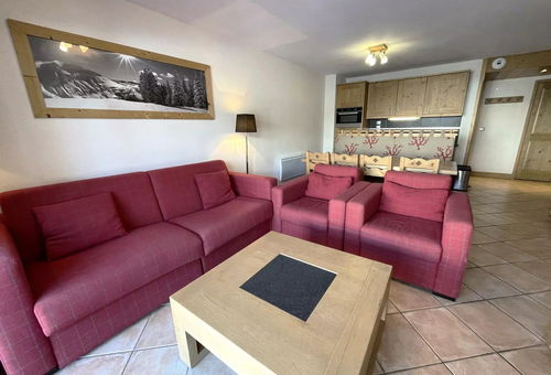 Apartment 3 bedroom Les Belleville