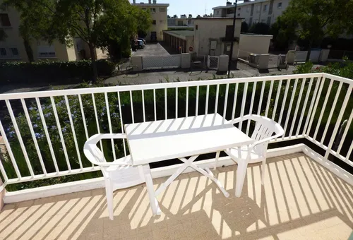 Apartment 2 bedroom Six-fours-les-plages