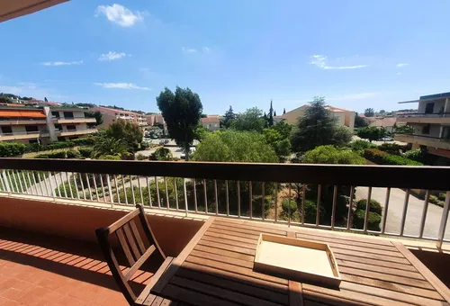 Apartment 2 bedroom Six-fours-les-plages