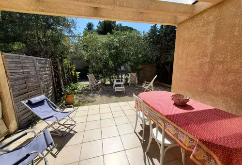 Apartment 2 bedroom Six-fours-les-plages