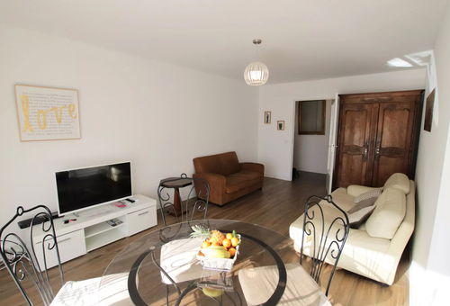 Apartment 2 bedroom Nice