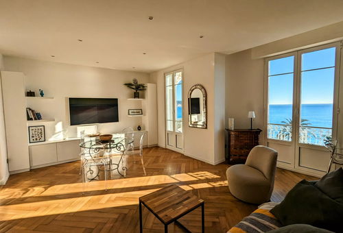 Apartment 2 bedroom Nice