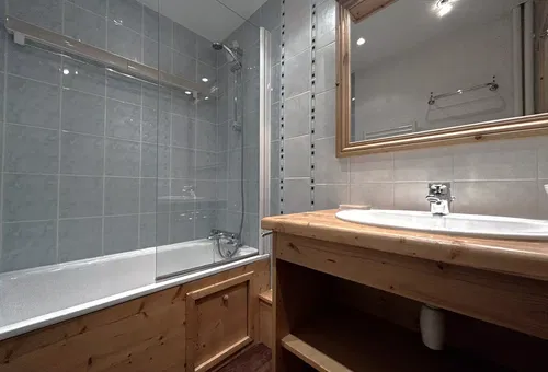 Apartment 2 bedroom Les Belleville