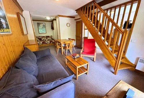 Apartment 2 bedroom Les Belleville