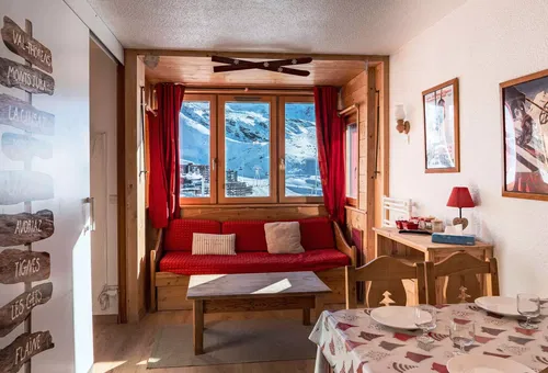 Apartment 2 bedroom Les Belleville