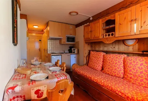 Apartment 2 bedroom Les Belleville