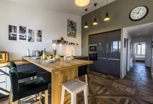 Apartment 3 bedroom