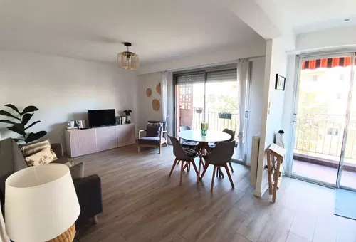 Apartment 1 bedroom Nice