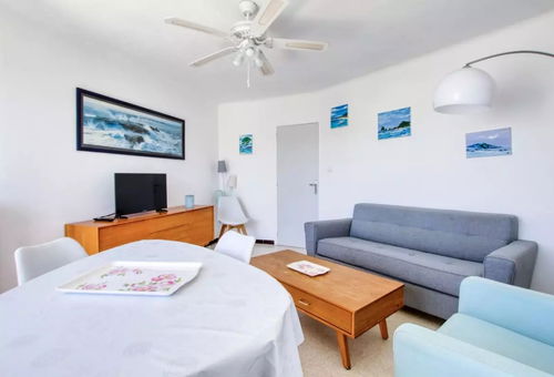 Apartment 2 bedroom Six-fours-les-plages
