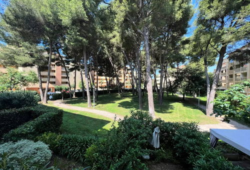 Apartment 2 bedroom Six-fours-les-plages