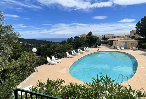 Apartment 2 bedroom Roquebrune-sur-argens