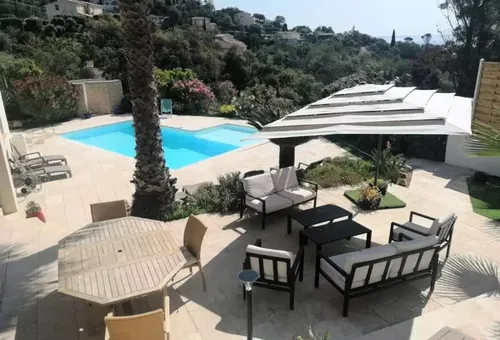 Villa 8 bedroom Roquebrune-sur-argens