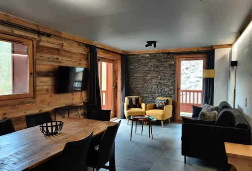 Apartment 2 bedroom Les Belleville