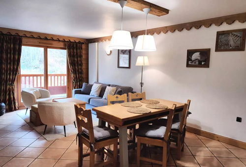 Apartment 2 bedroom Les Belleville