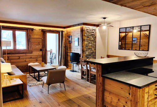 Apartment 2 bedroom Les Belleville