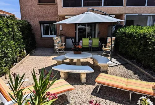Apartment 2 bedroom Six-fours-les-plages