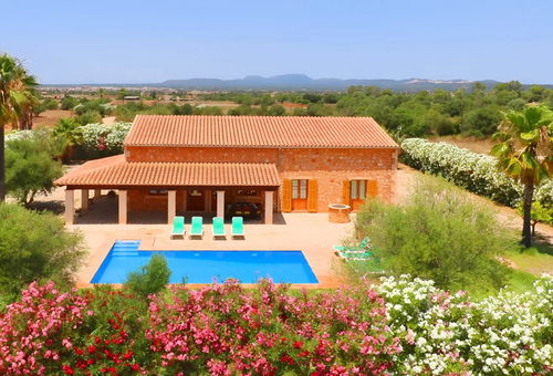 Villa 4 bedroom