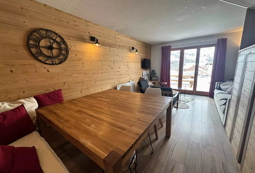 Apartment 4 bedroom Vars
