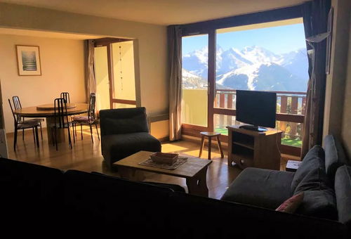 Apartment 3 bedroom Huez