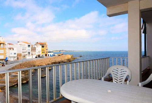 Apartment 3 bedroom L'escala