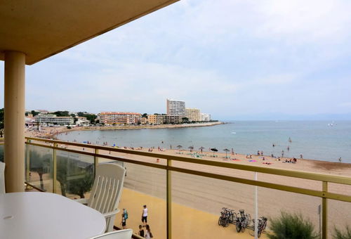 Apartment 3 bedroom L'escala