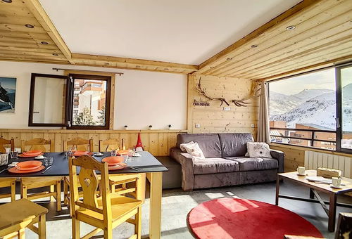 Apartment 2 bedroom Les Belleville