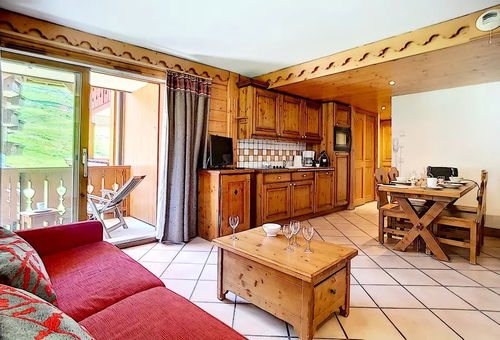 Apartment 2 bedroom Les Belleville