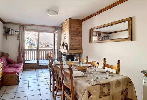Apartment 2 bedroom Les Belleville