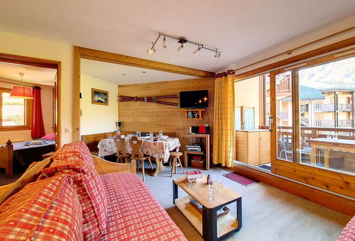 Apartment 2 bedroom Les Belleville