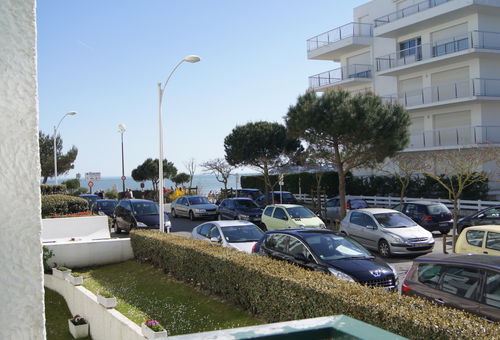 SEA VIEW FOR THIS TYPE 2 IN THE BENOIT DISTRICT IN LA BAULE