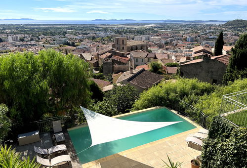 HYERES HOLIDAYS - VILLA WITH SEA VIEW AND POOL!