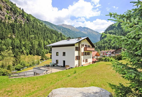 Villa 10 bedroom Sankt Leonhard Im Pitztal