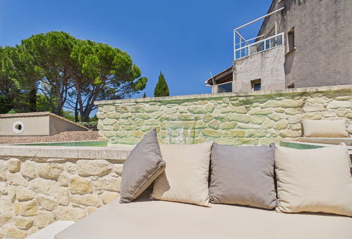 MAUSSANE HOLIDAYS - VILLA WITH A VIEW OF THE CASTILLON TOWERS!