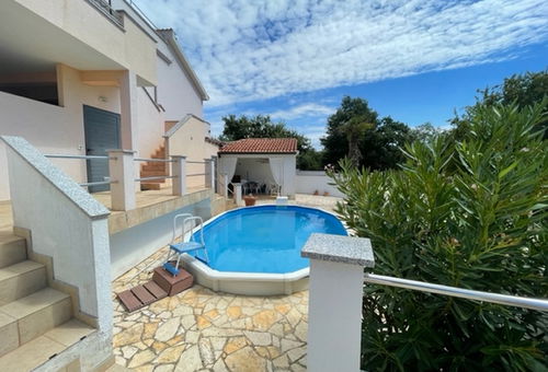 Apartment Panous 3