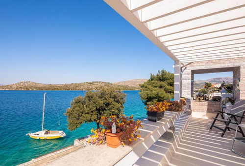 Villa 5 bedroom Grebaštica