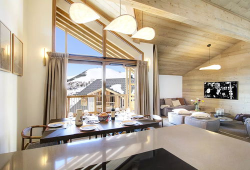 Apartment 5 bedroom Huez